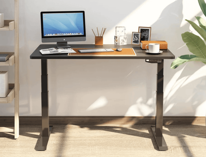 4 Must-Have Office Furniture Pieces to Spruce up Your Home or Small Office With