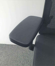 Load image into Gallery viewer, KW171M-B Stylish Executive Chair - MyDesk.SG