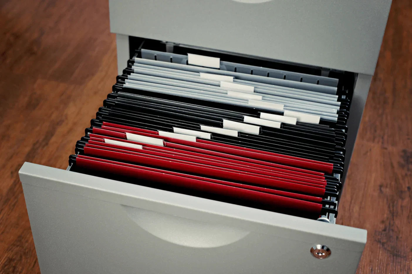 features to look mobile pedestal | MyDesk.sg