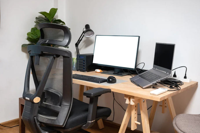 Ergonomic Office Chair vs. Regular Chair: What’s the Difference?