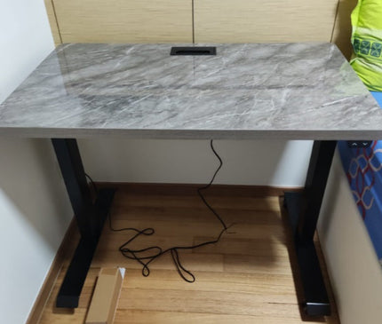 MINI electric standing desk Mydesk.sg