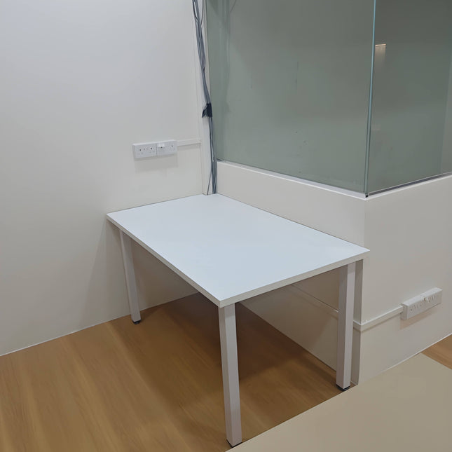 LOGAN Table / Study Desk