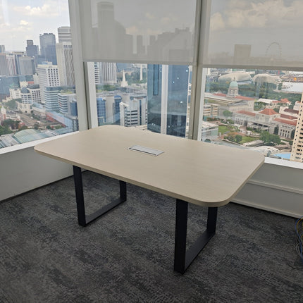 Meeting Table / Big Table (6 to 10pax)