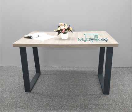 KARL Table / Study Desk