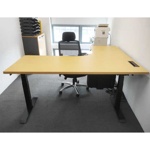 Triple motor electric standing desk Mydesk.sg