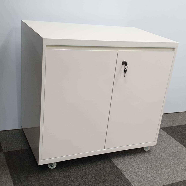 Cabinet with doors, wheels and lock - MyDesk.SG