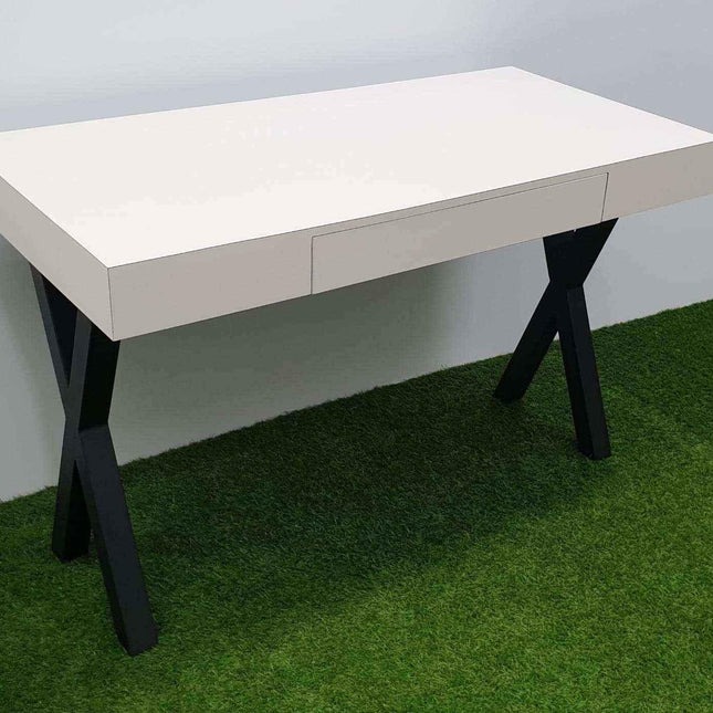 Writing desk with drawer - MyDesk.SG